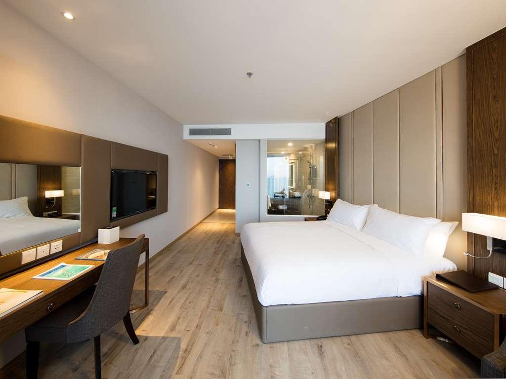 The Empyrean Nha Trang Hotel Quarto foto
